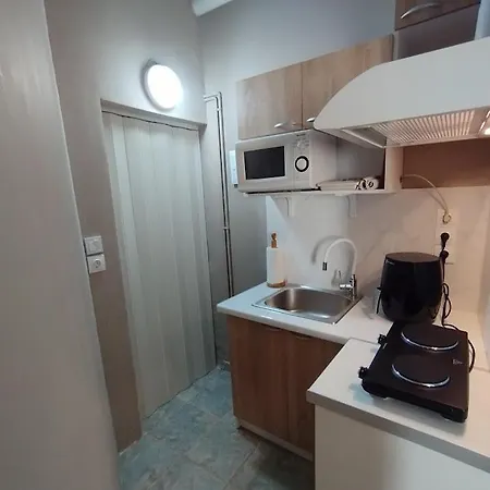 Elenas شقة Paralia Avlidhos